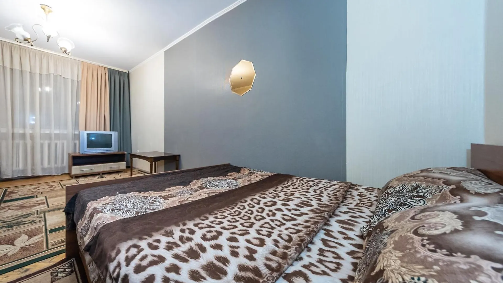 Apartment 1К.Квартира В Центре Печерска.Лабораторный Пер.26 Kyiv