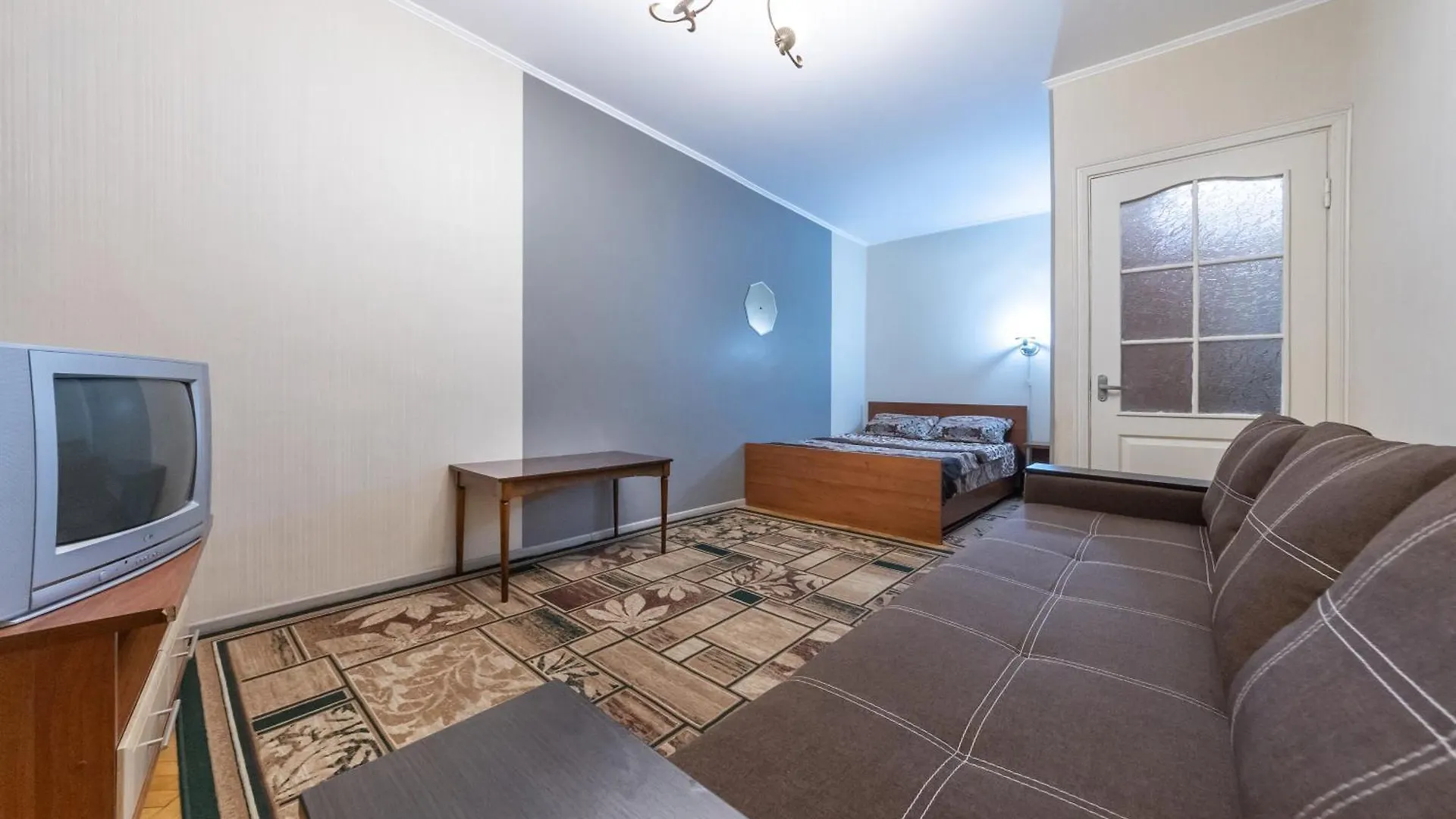Apartment 1К.Квартира В Центре Печерска.Лабораторный Пер.26 Kyiv