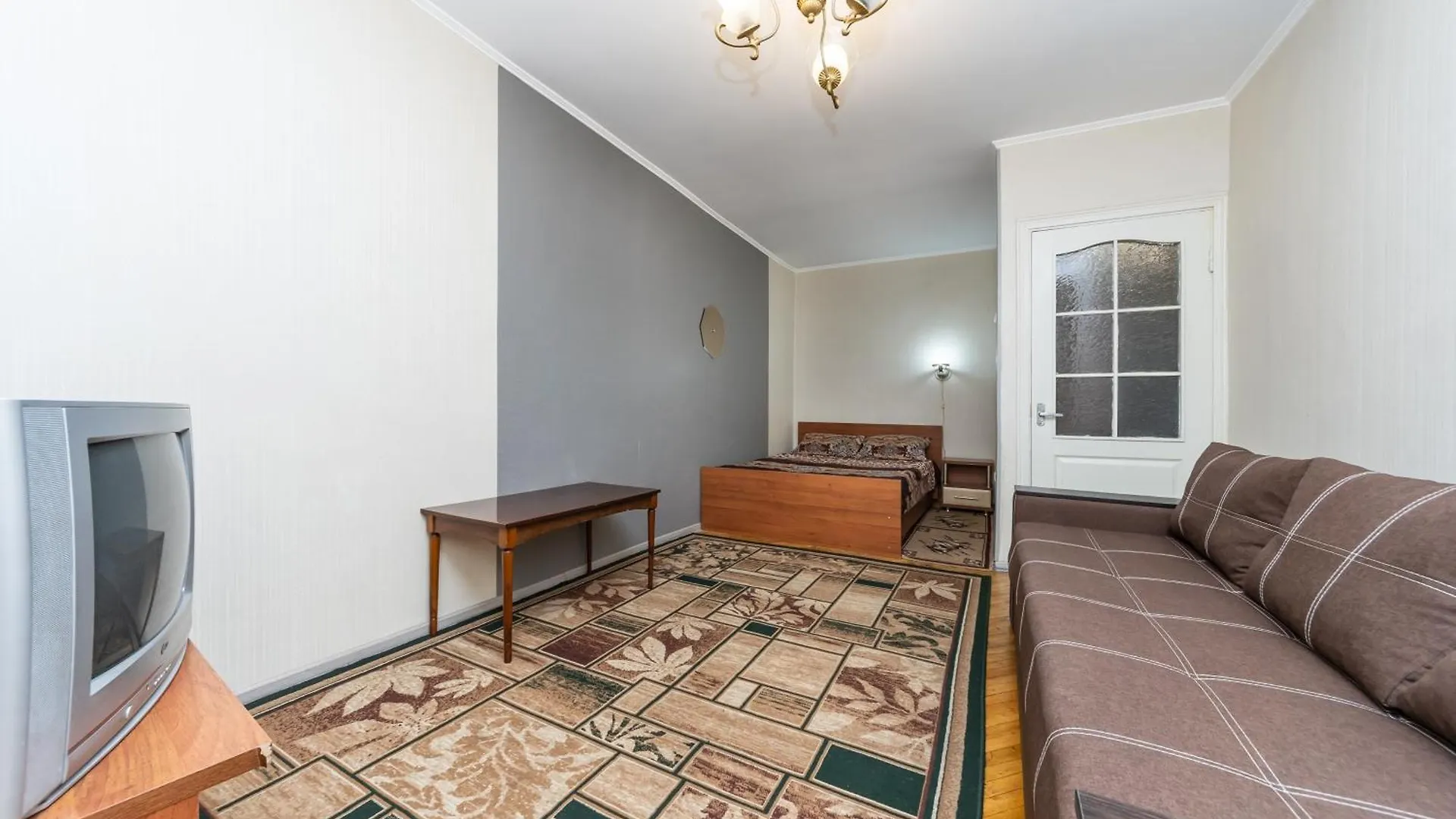 1К.Квартира В Центре Печерска.Лабораторный Пер.26 Kyiv 0*,  Ukraine