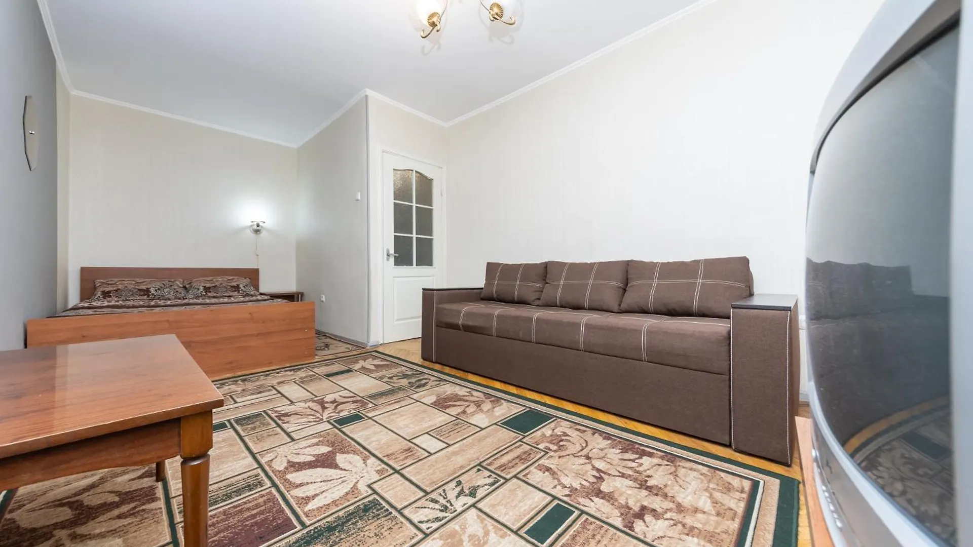1К.Квартира В Центре Печерска.Лабораторный Пер.26 Kyiv Apartment