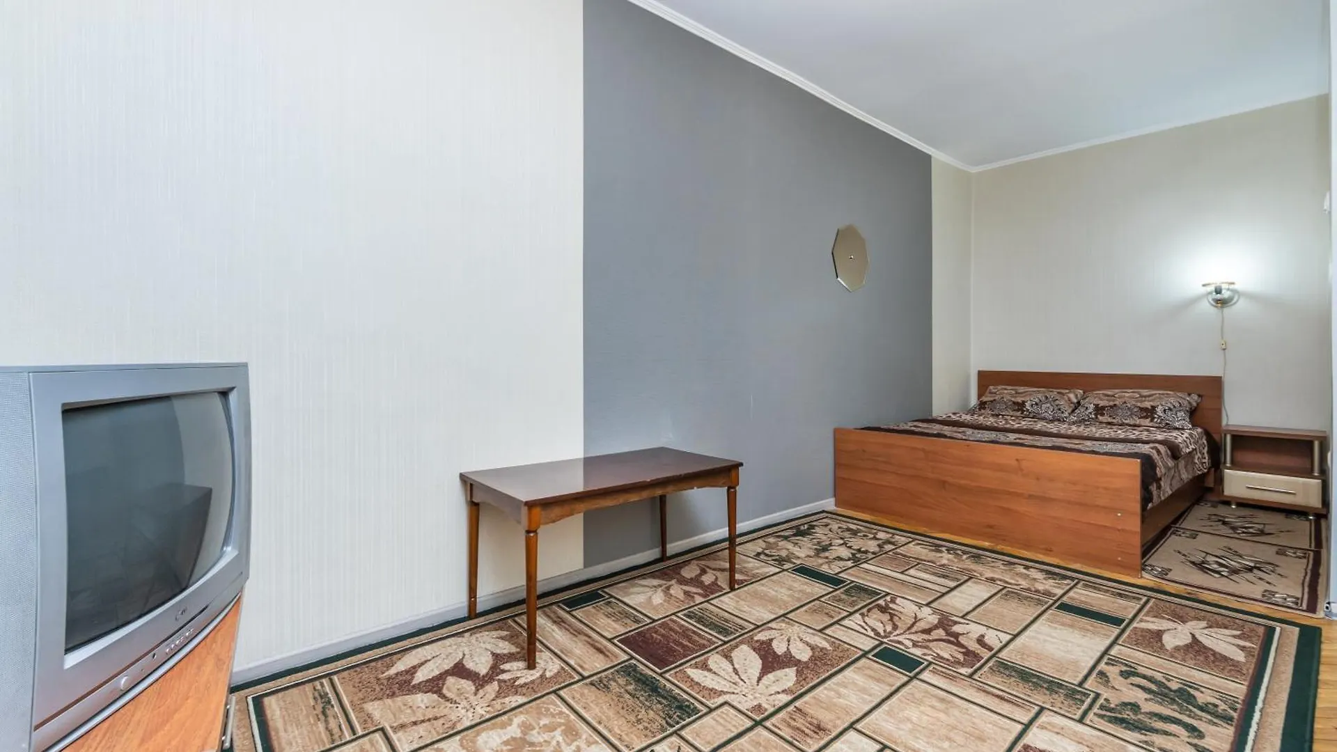 1К.Квартира В Центре Печерска.Лабораторный Пер.26 location